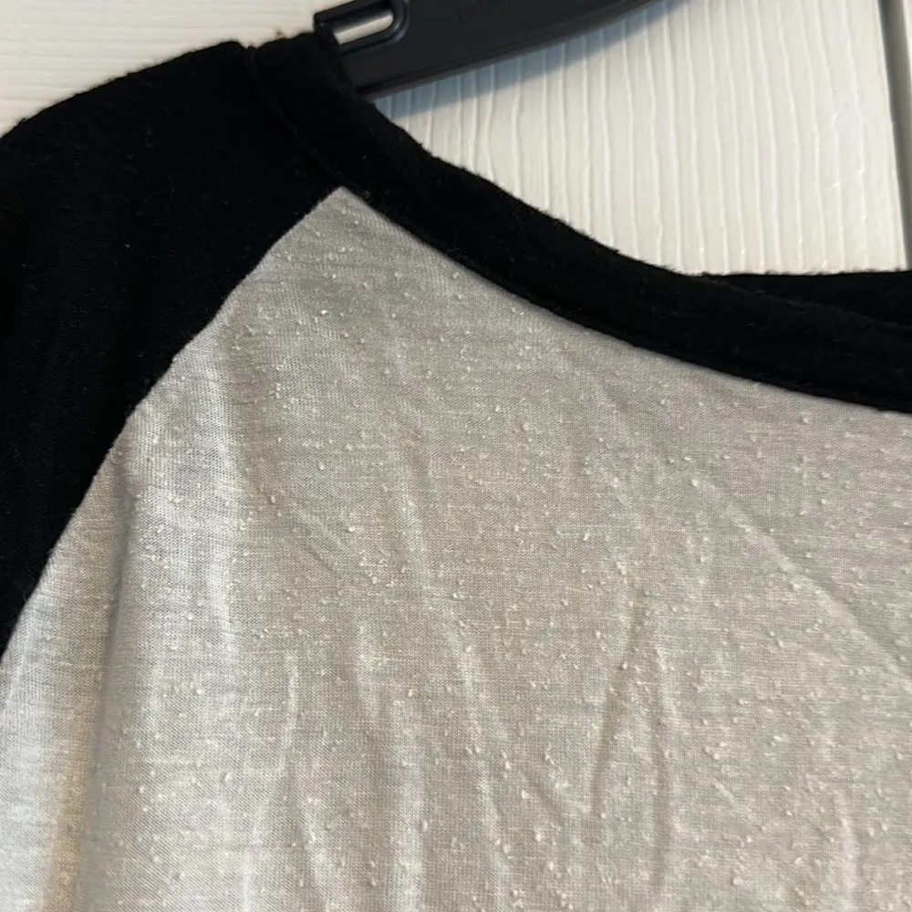 Chaser Women’s Cream & Black Raglan Long Sleeve Top - Image 2