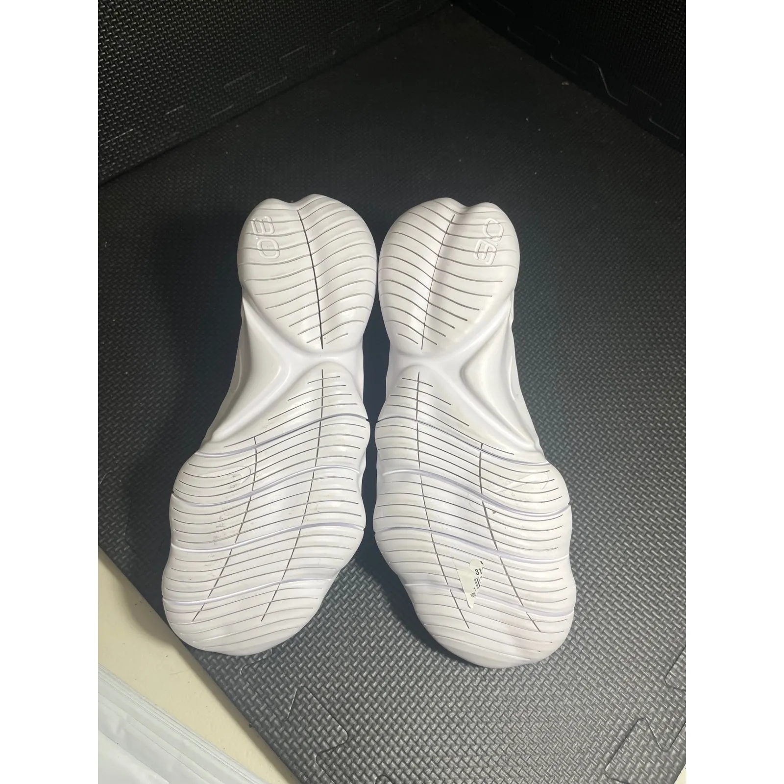 Nike Free RN Flyknit 3.0 Shoes Womens Size 8 Slip On Running AQ5708-401 - Image 5