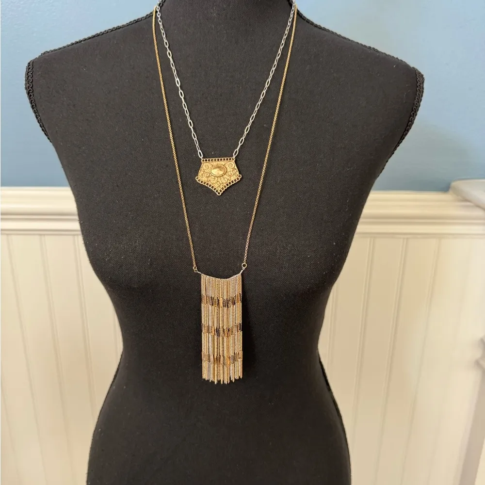 NWOT Free People Gorgeous Mixed Metal Layered Fringe Necklace 💛🩶 - Image 2