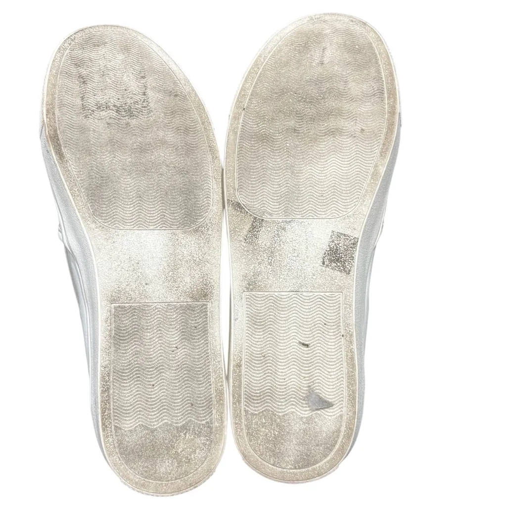 Betsey Johnson Trixy slip-on fashion sneakers white with Pom Pom size 7 - Image 7