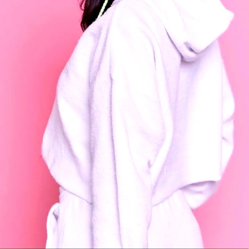 Barbie Limited Edition White Graphic Cropped Beaded Pullover Hoodie Size M - Image 5