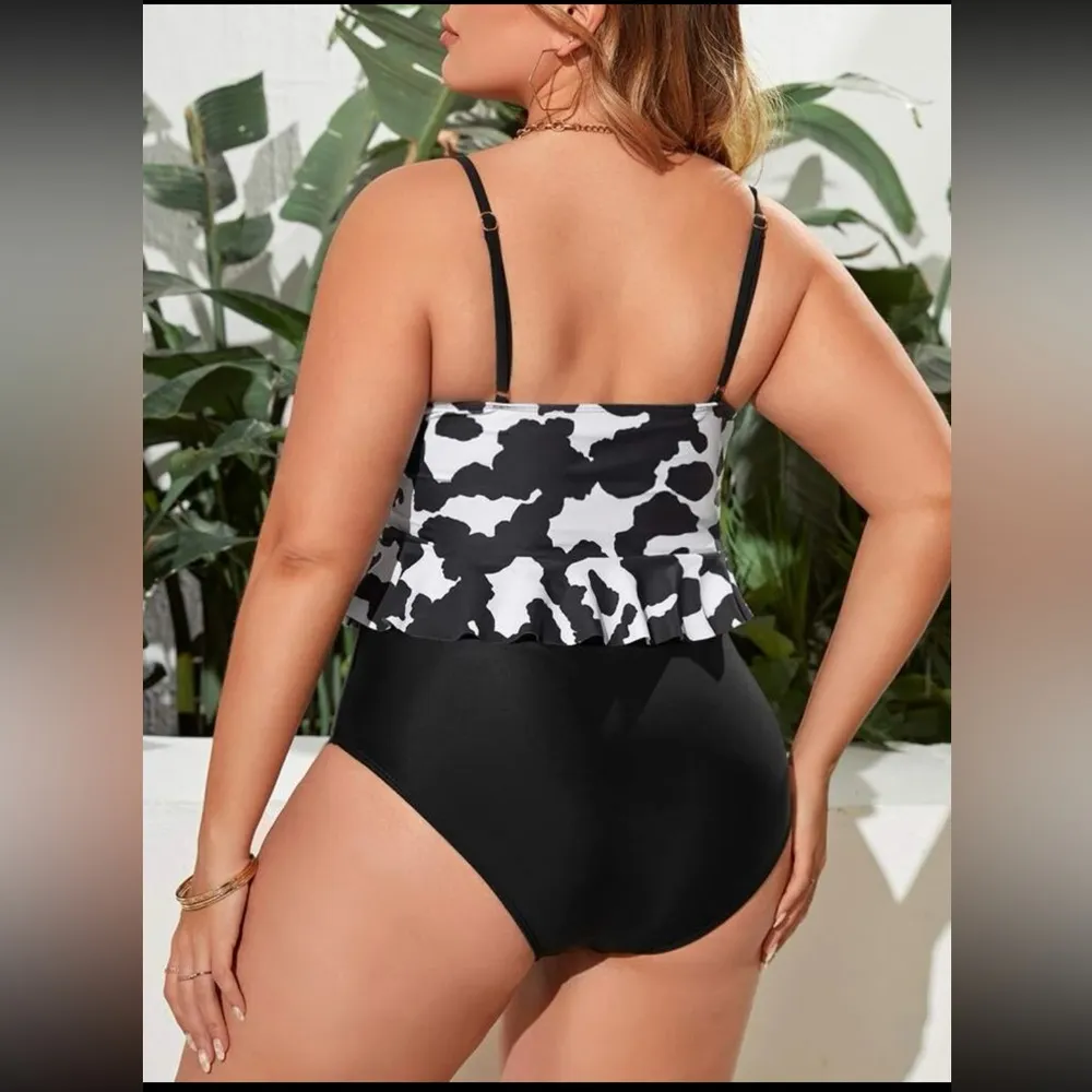 SheIn  Plus Cow Pattern Ruffle Hem One Piece Swimsuit - Image 2