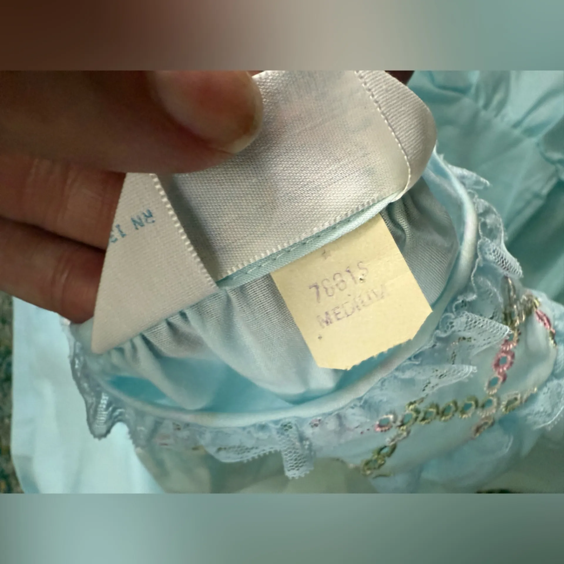 Vintage NOS 60s Katz Kittens cotton eyelet lace nightgown robe set, size medium Blue - Image 15