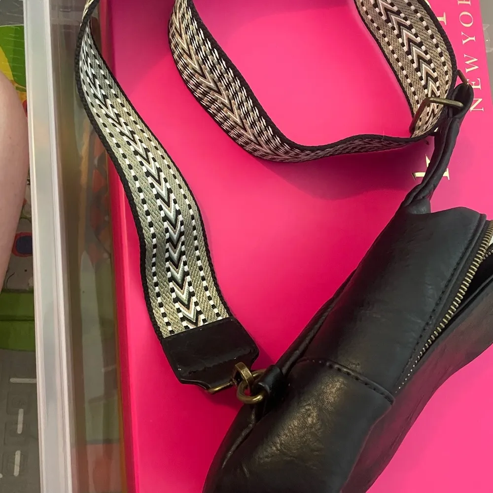 Boho Chest Bag PU Fanny Pack Crossbody Handbag Women Travel Sling Purse Black - Image 7