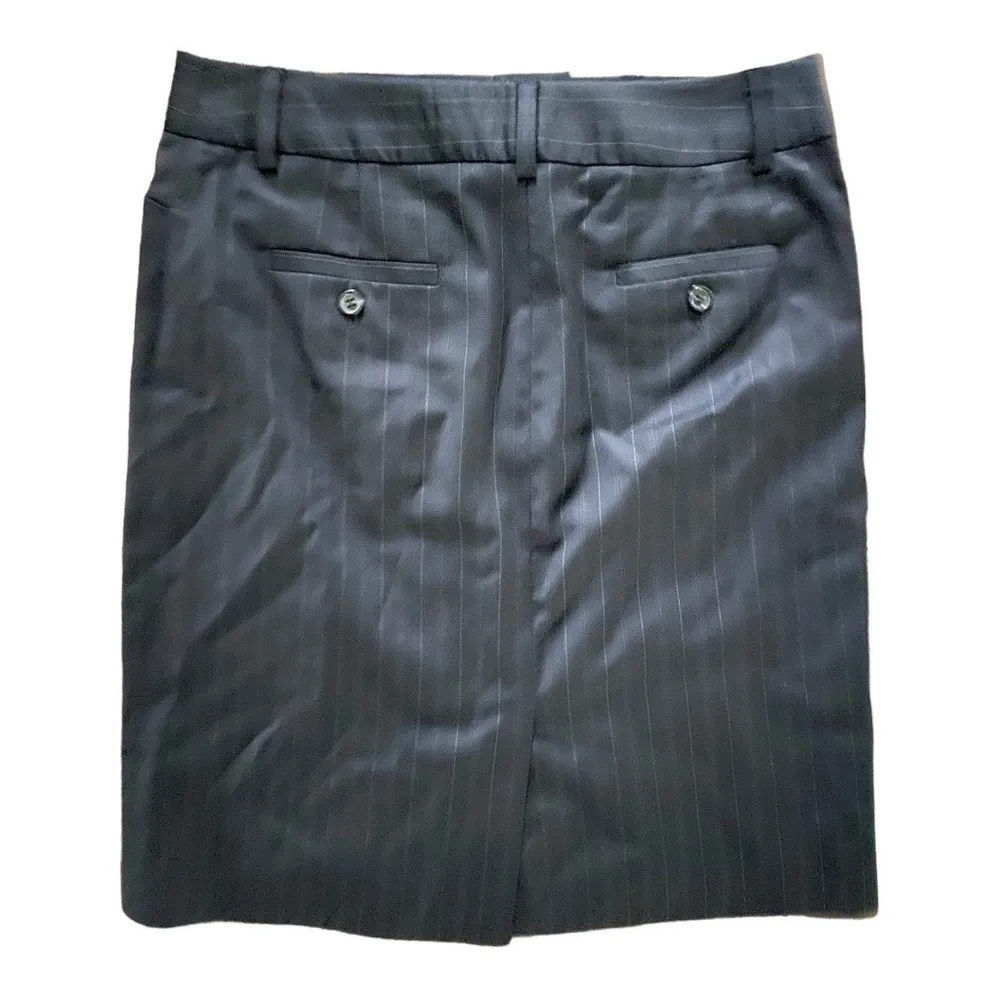 J Crew Women’s Navy Blue Wool Pinstripe Pencil Skirt Size 2 - Image 2