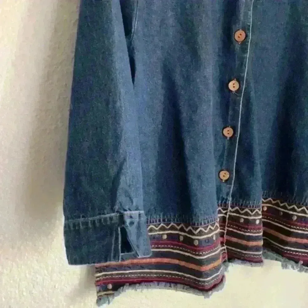 Mountain Lake women's Casuals denim top size S - Image 10