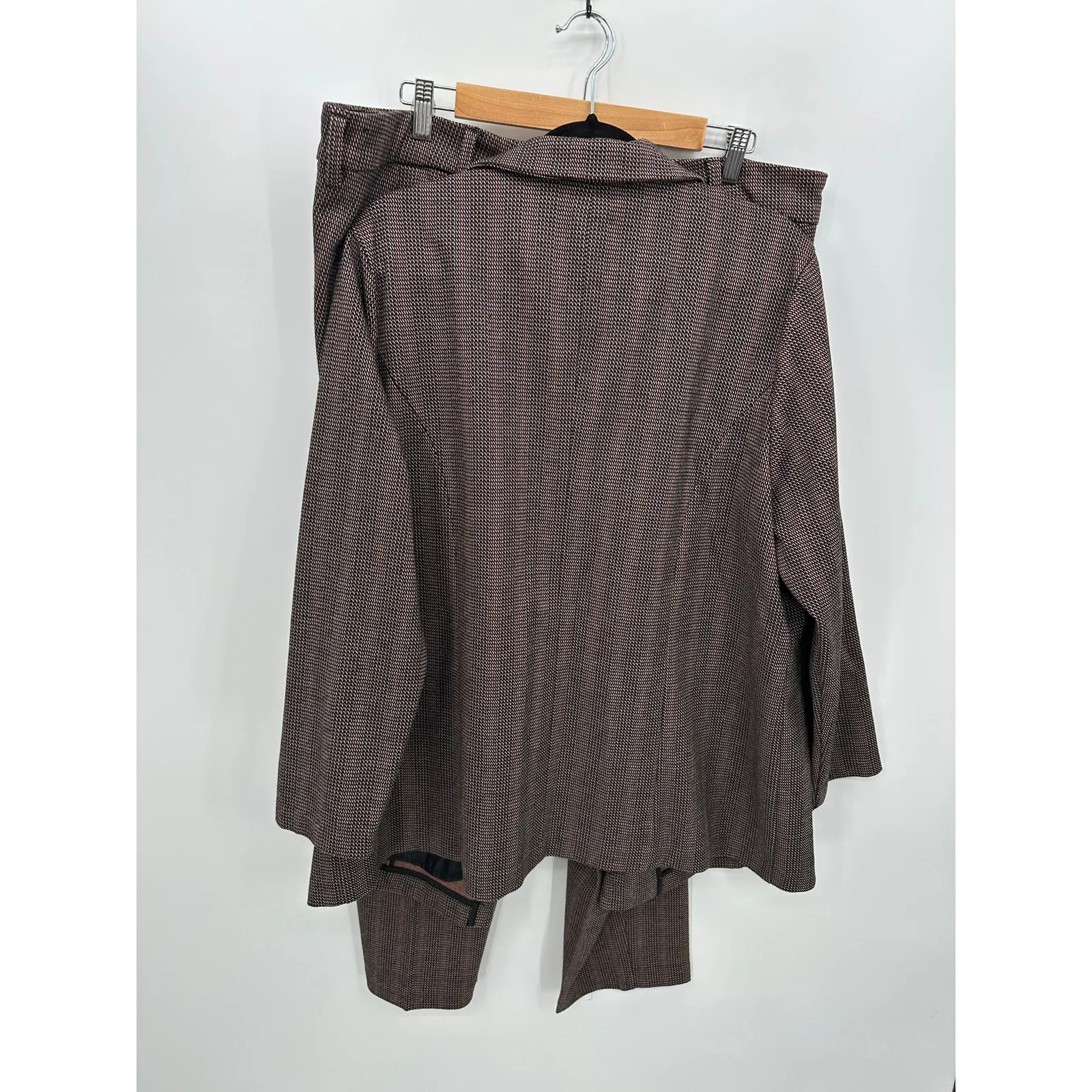 Liverpool Womens Suit Pant Set Size 18W/2X Brown Plaid Career Office Stretch - Image 2