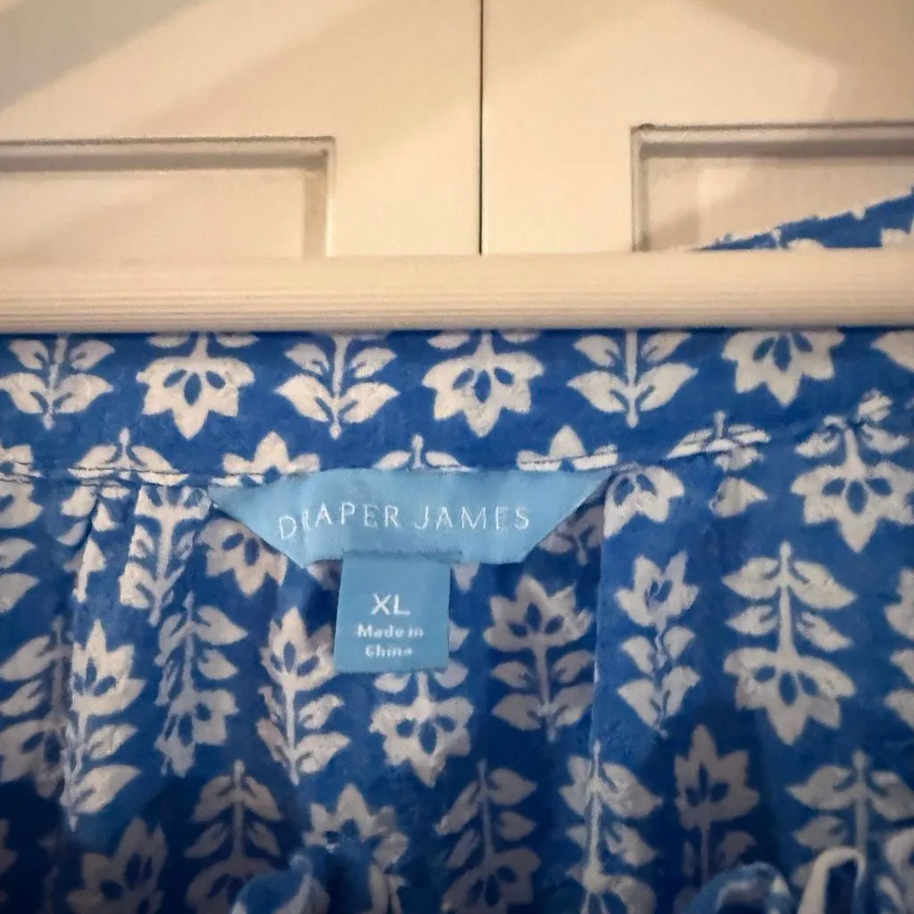 Draper James blue printed smocked ruffle sleeve top size XL - Image 3