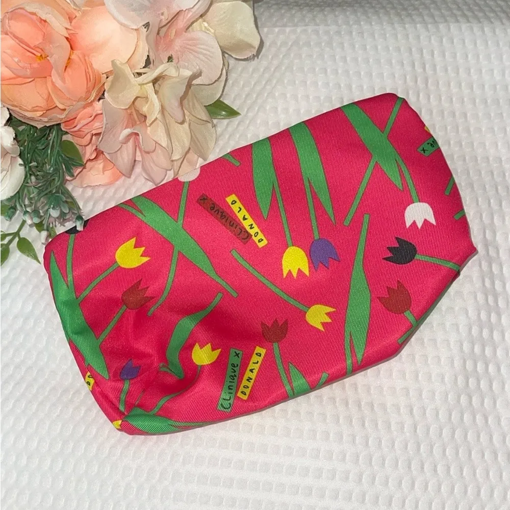 Clinique Pink Zippered Tulip Donald Robertson Makeup Cosmetic Bag - Image 2