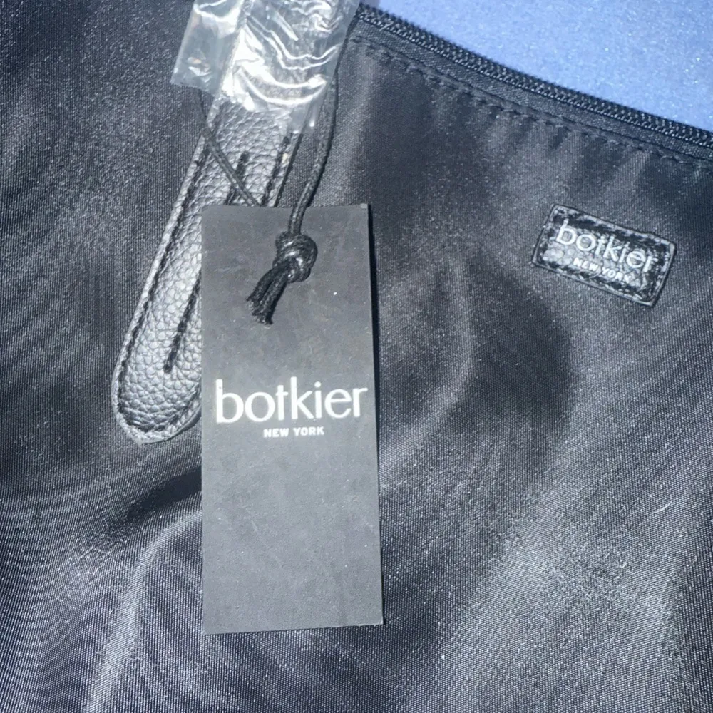 Botkier Black Tote Bag w Zipper Pockets - Image 5