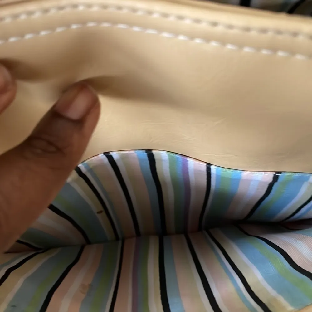 Women’s Shoulder Bag Color Cream - Image 3