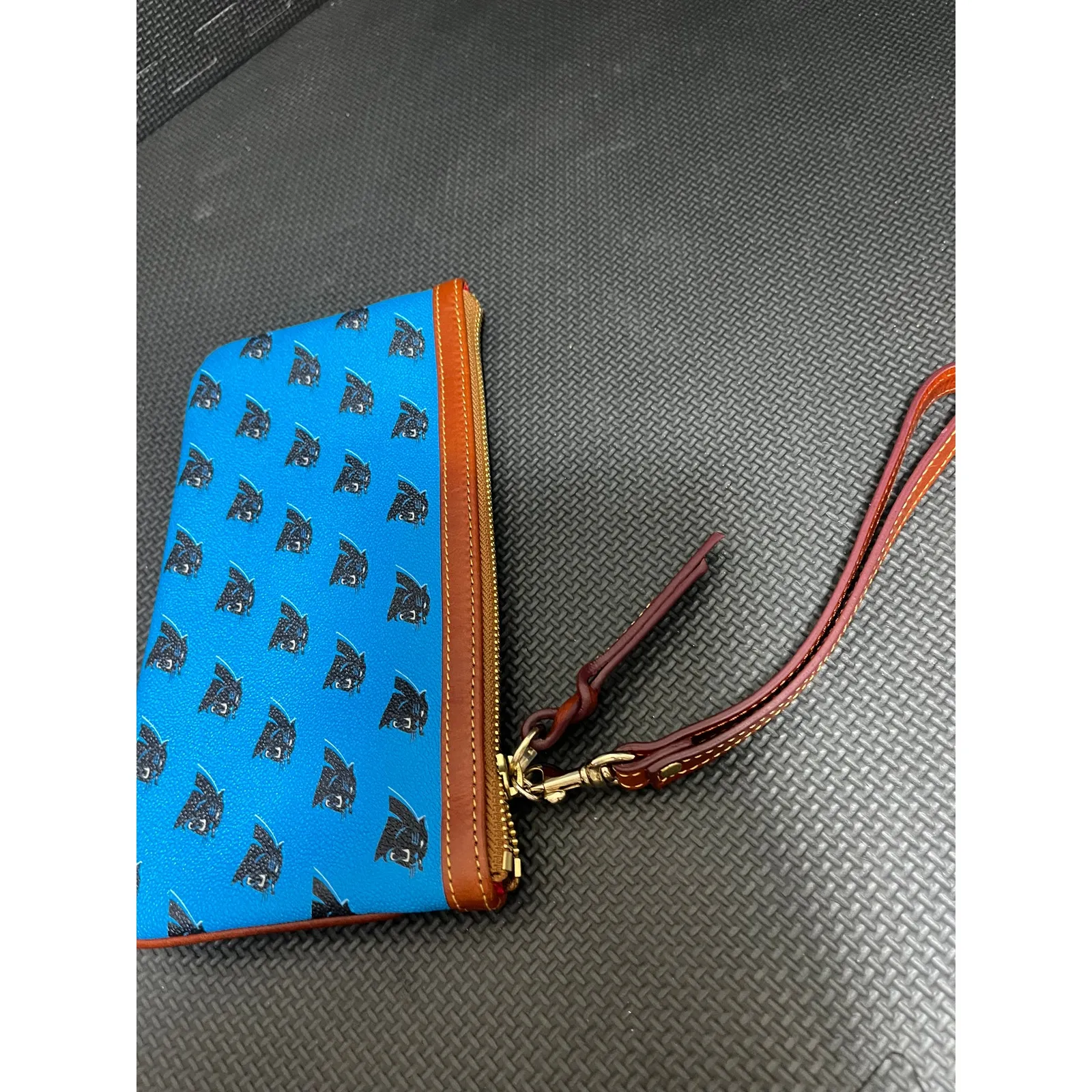 Dooney & Bourke NFL Carolina Panthers‎ Wristlet Purse Wallet Blue Leather - Image 5