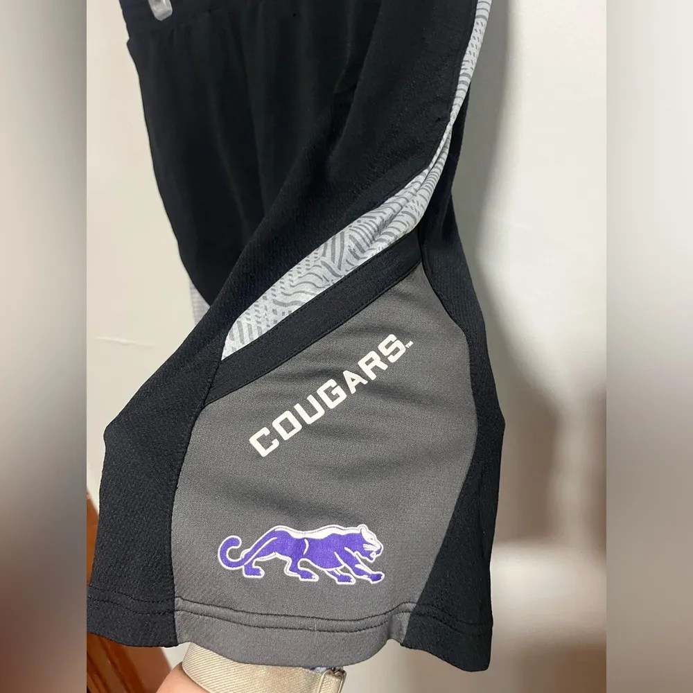 Under Armour Shorts - Image 3