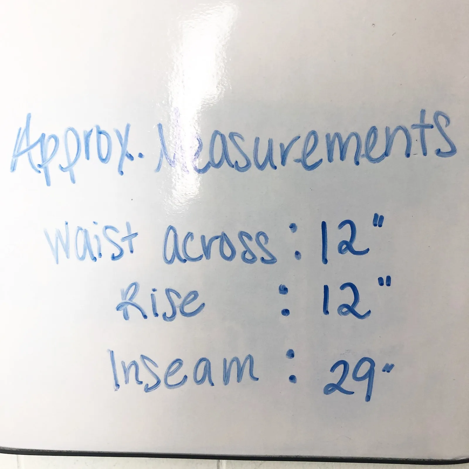 American Eagle Curvy Super High Rise Next Level Stretch Camo Distressed Jeans - Image 13