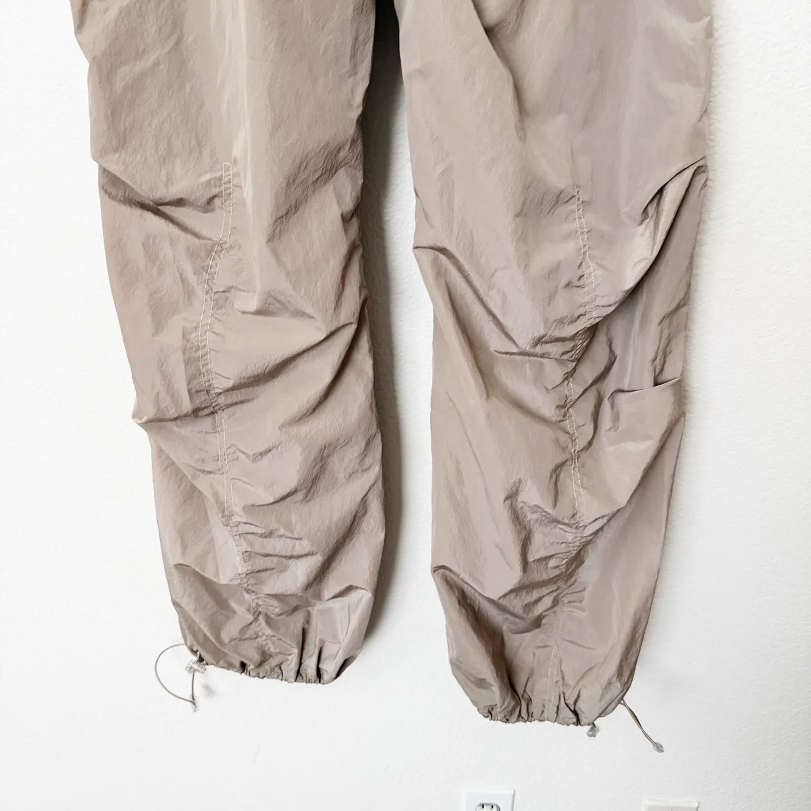 [I.AM.GIA] Tan Hester Pull-On Elastic Waist Low Rise Parachute Pants Sz Medium M - Image 7