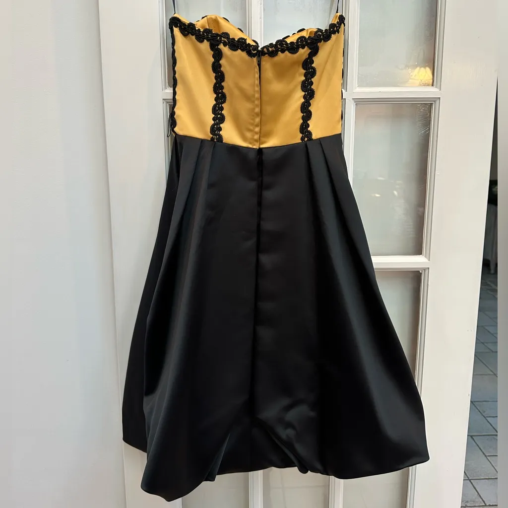 Vintage Betsey Johnson Evening Collection 90’s Gold & Black Formal Dress Size 8 - Image 7