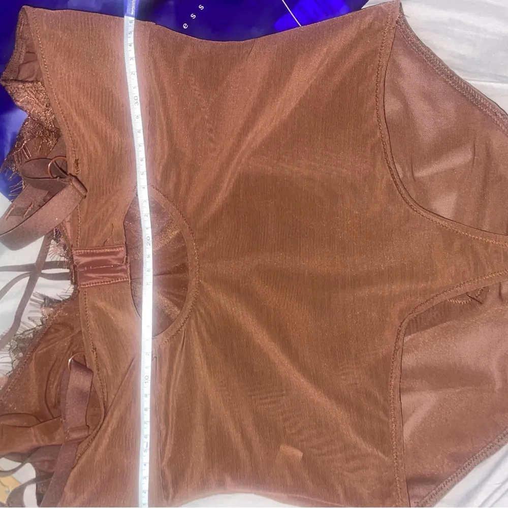 Shapellx Lace Thong Bodysuit Brown Size M - Image 9