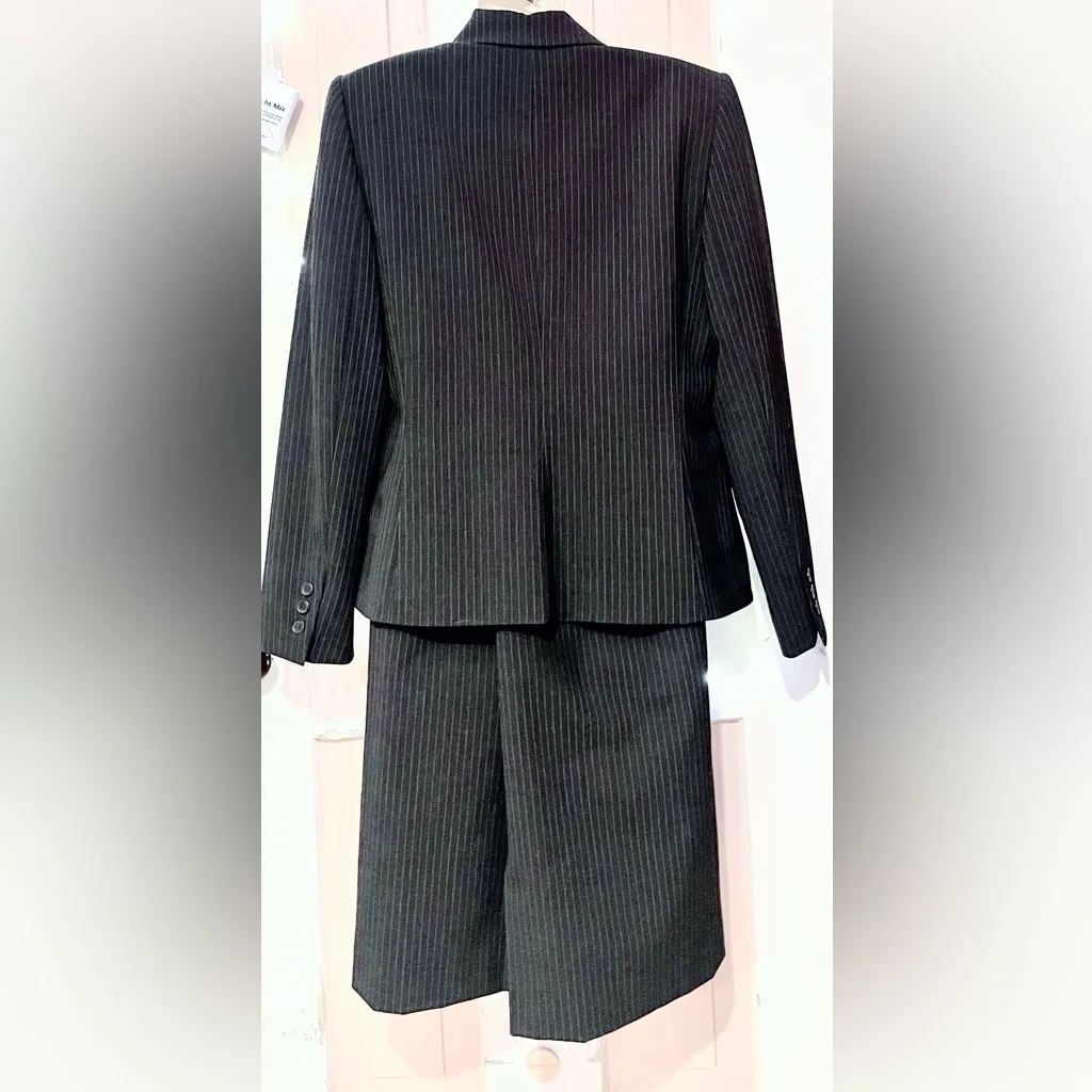 gray Pinstripe Blazer and Skirt Suit set by Tahari Size 10 - Image 2