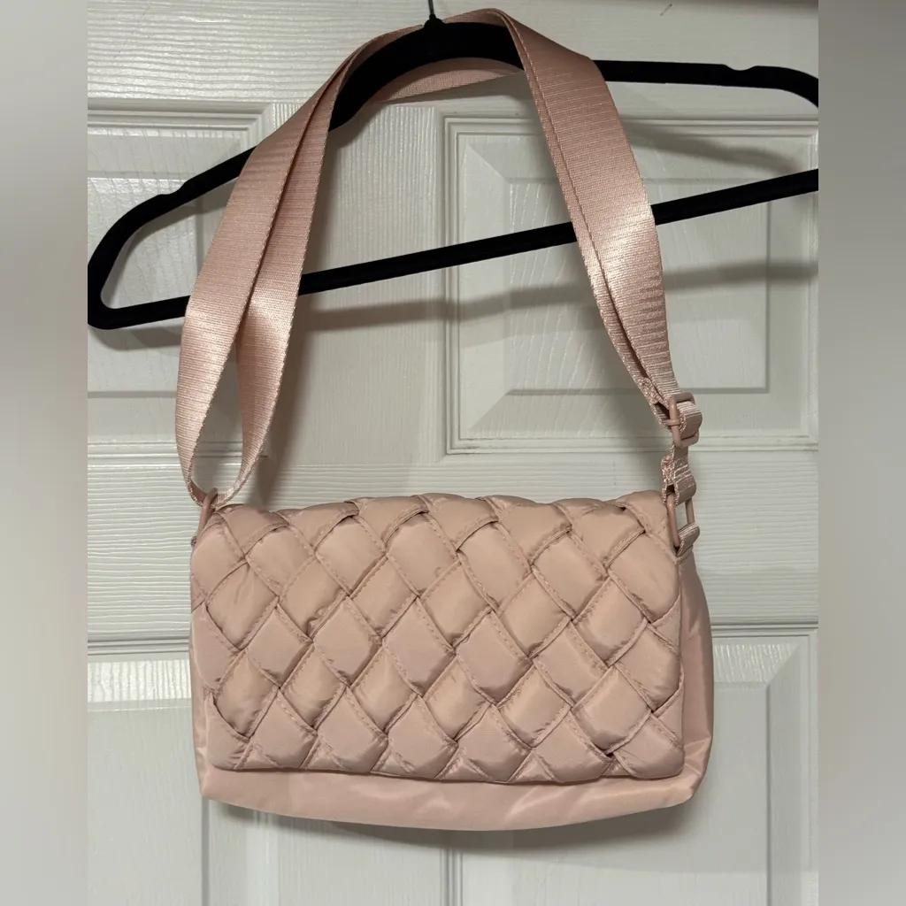 Live in Style Chic Quilted Crossbody Bag in Blush Aldi Pink - Image 8