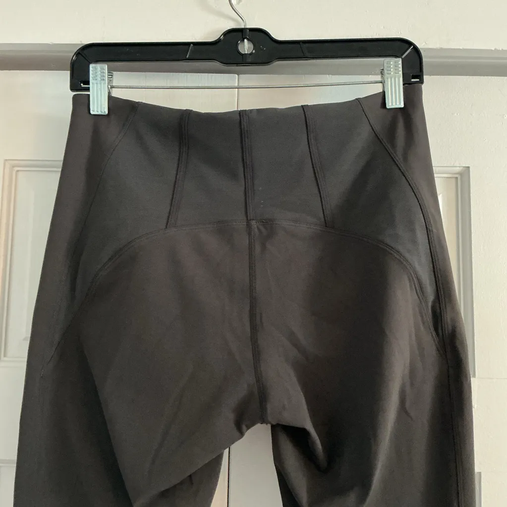 Lululemon Limited Edition LAB Collection Leggings size 10 - Image 3