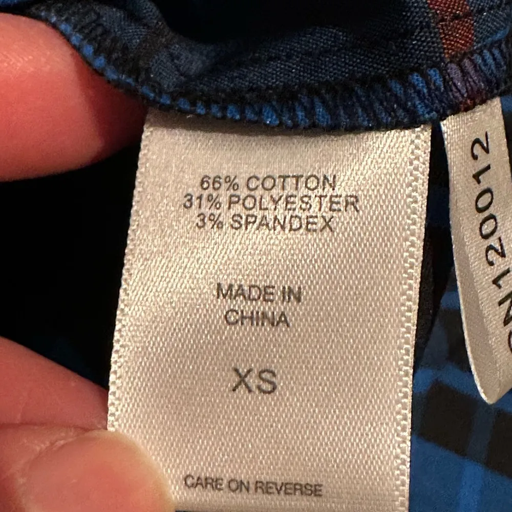 7Th Avenue New York & Company Design Studio NWT Blue Black Red Plaid Top Sz XS - Image 10