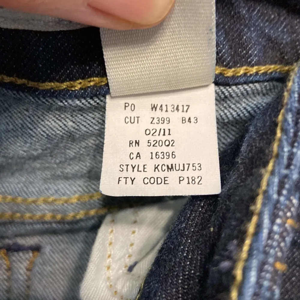 DKNY Jeans size 10 inseam 32” BNWOT darker wash jeans - Image 11