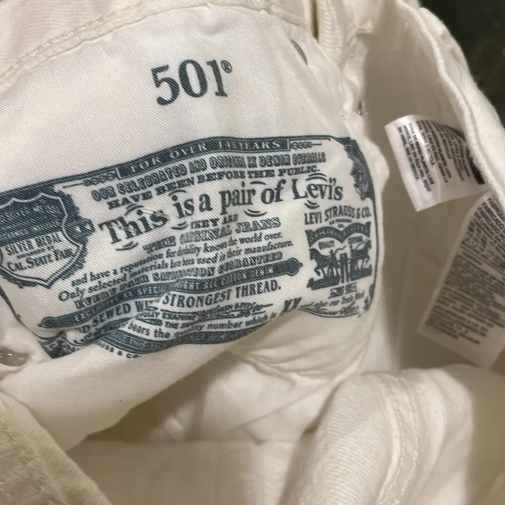 Womens New Levi’s 501 Original Raw Hem Distressed White Cotton High Rise Straigh - Image 10