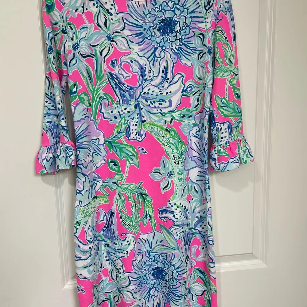 Lilly Pulitzer Floral Print Shift Dress with Bell Sleeve. Tropical. size XXS - Image 6