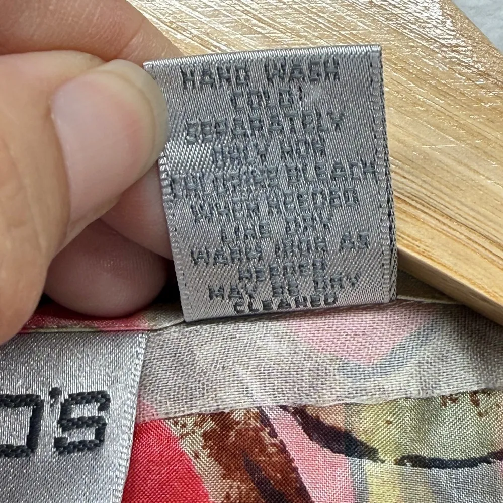 Chico's Silk Tunic Top Abstract Print Button Down Long Sleeve Blouse Size 1 US M - Image 4