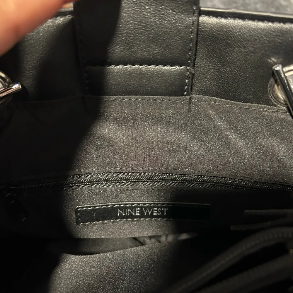 Black Quilted Women's Bag - Image 4