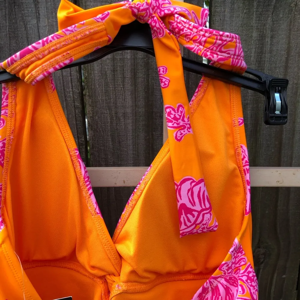 Ellen Tracy Women's Coral print pink & orange Halter One Piece Swimsuit size 10 - Image 8