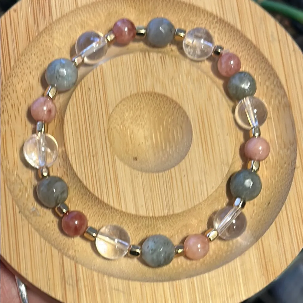 Handmade  Labradorite + Clear Quartz + Peach Moonstone Crystal Beaded Bracelet ✨ - Image 2
