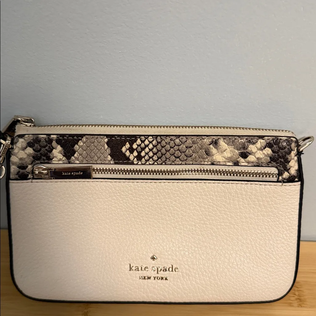 Kate Spade Leila Convertible Wristlet Clutch Wallet Purse Cream and Black - Image 2