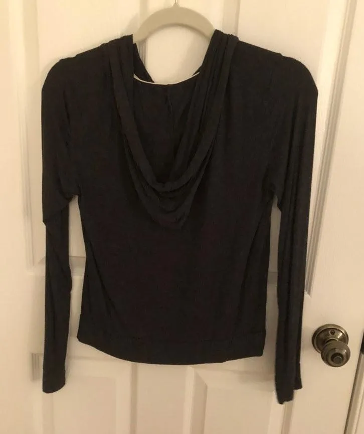 American Eagle Outfitters Lightweight Hoodie - Image 2