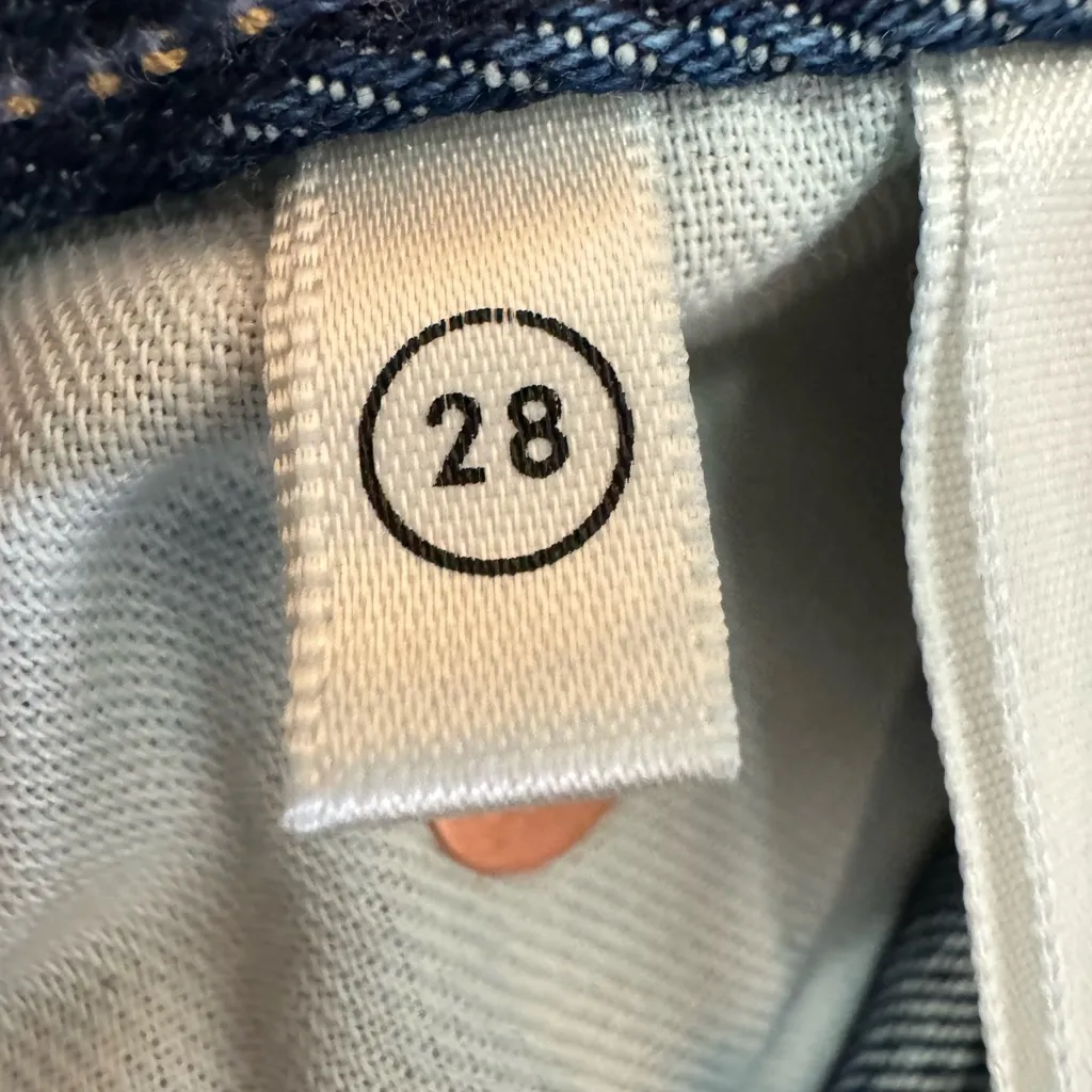 Revolve Grlfrnd Denim Cindy High Rise Cut Off in Babylon size 28 Distressed $148 - Image 10