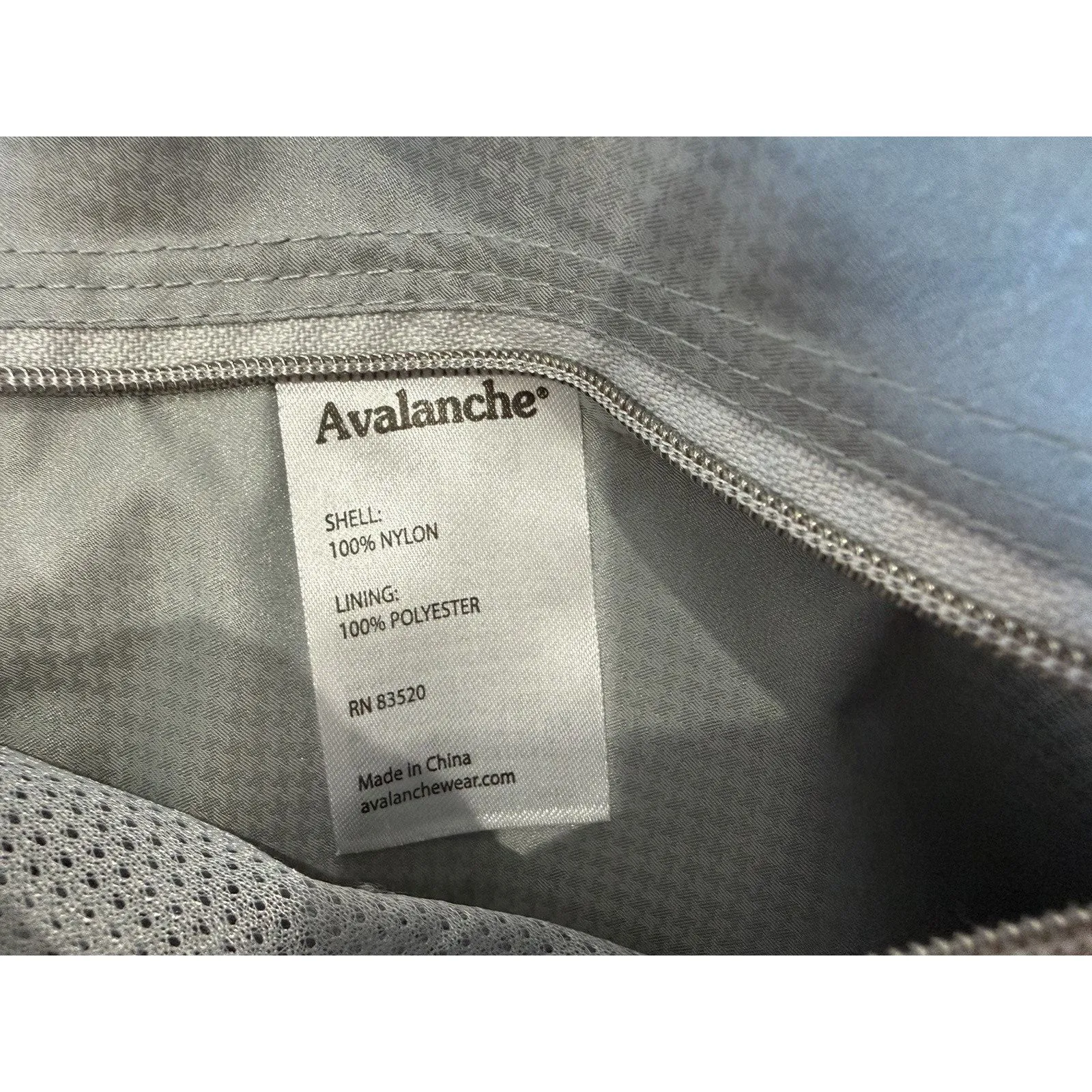 EUC: Avalanche Women Weather Shield Small Waterproof Jacket Gray/Silver Active - Image 15