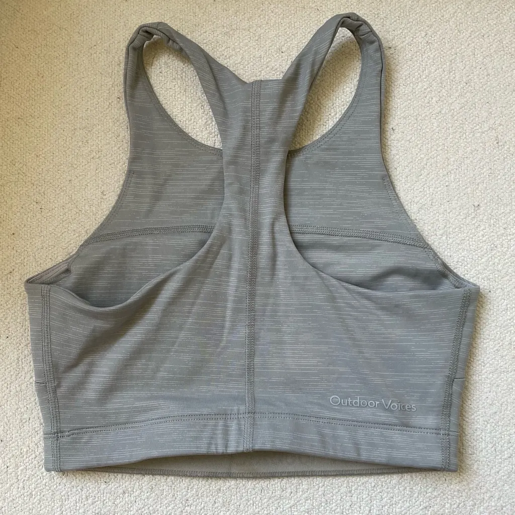 Outdoors Voices TechSweat Crop Sports Bra in Heathered Grey Size XS - Image 5