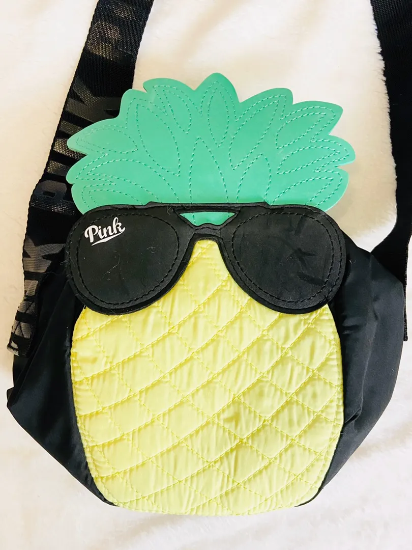 NWT Victoria Secret PINK festival pineapple cooler. - Image 5