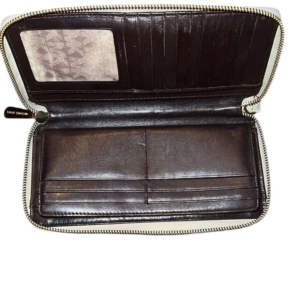 Michael Kors Brown, Tan and White Snake Print Wallet - Image 6