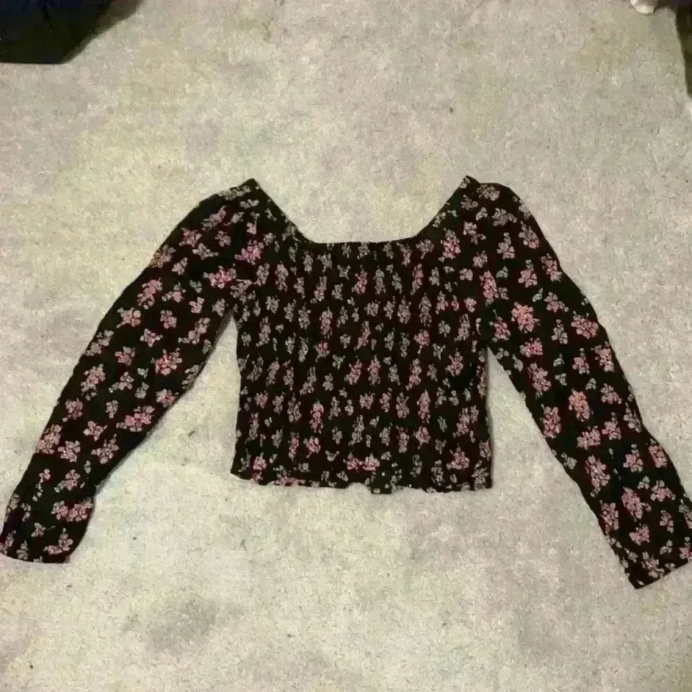 Arizona jean co floral off the‎ shoulder top - Image 3