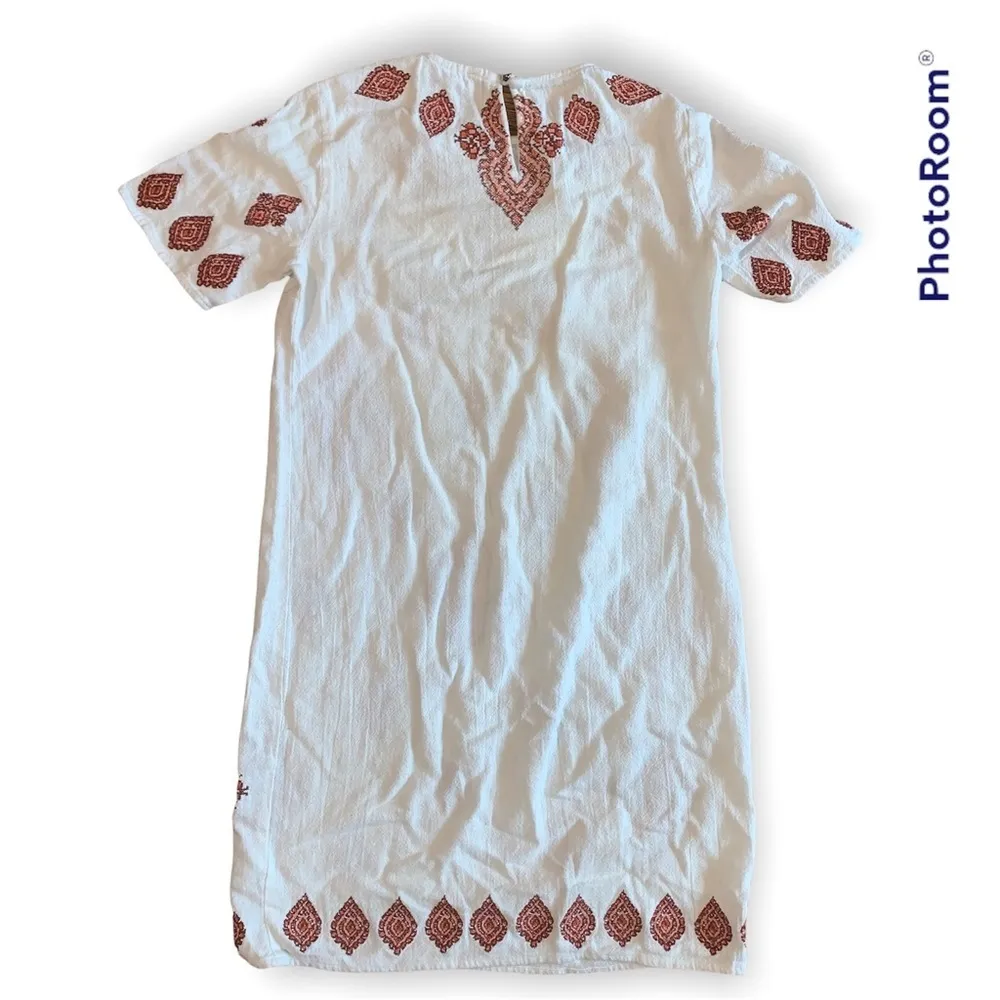 Michael Kors White Embroidered T Shirt Shift Dress size 4 - Image 7