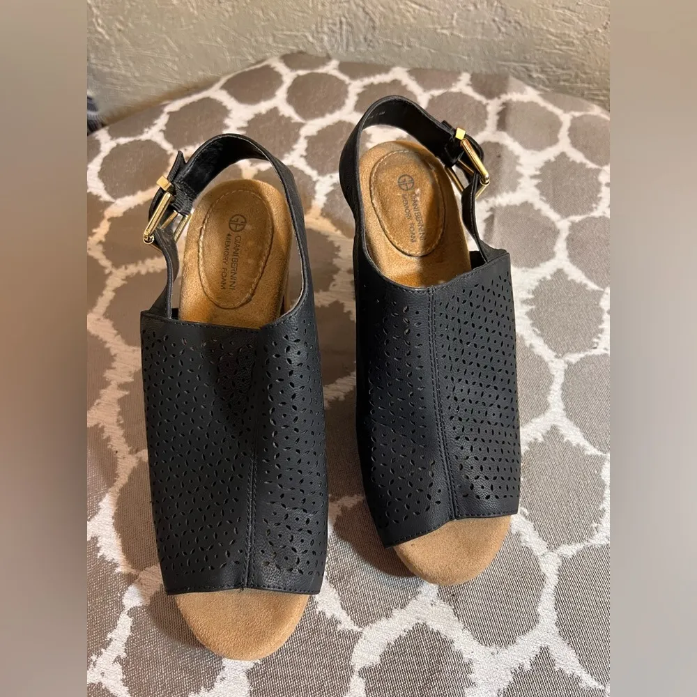 Gianni Bini Black Chunky Heels - Image 9