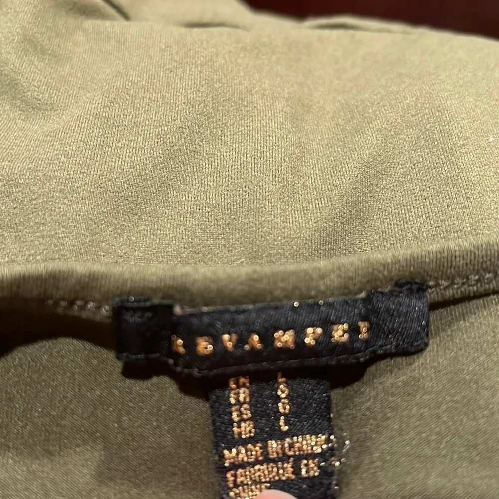 Revamped  Green Twist Front Cropped Shirt - Image 4