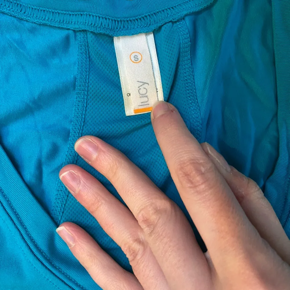 Lucy Workout Tank Top Size S - Image 3