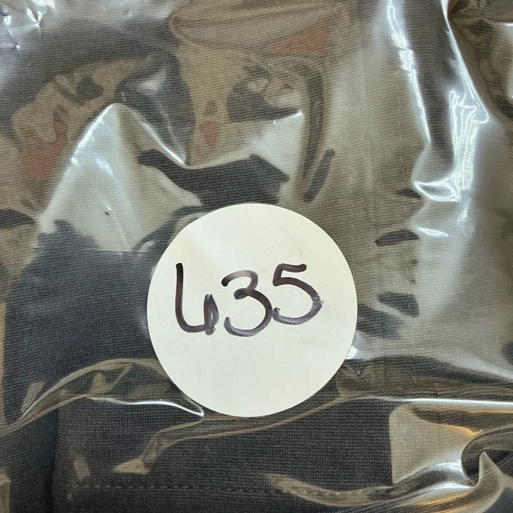 Chic Gray and Black Pencil Skirt - Image 4