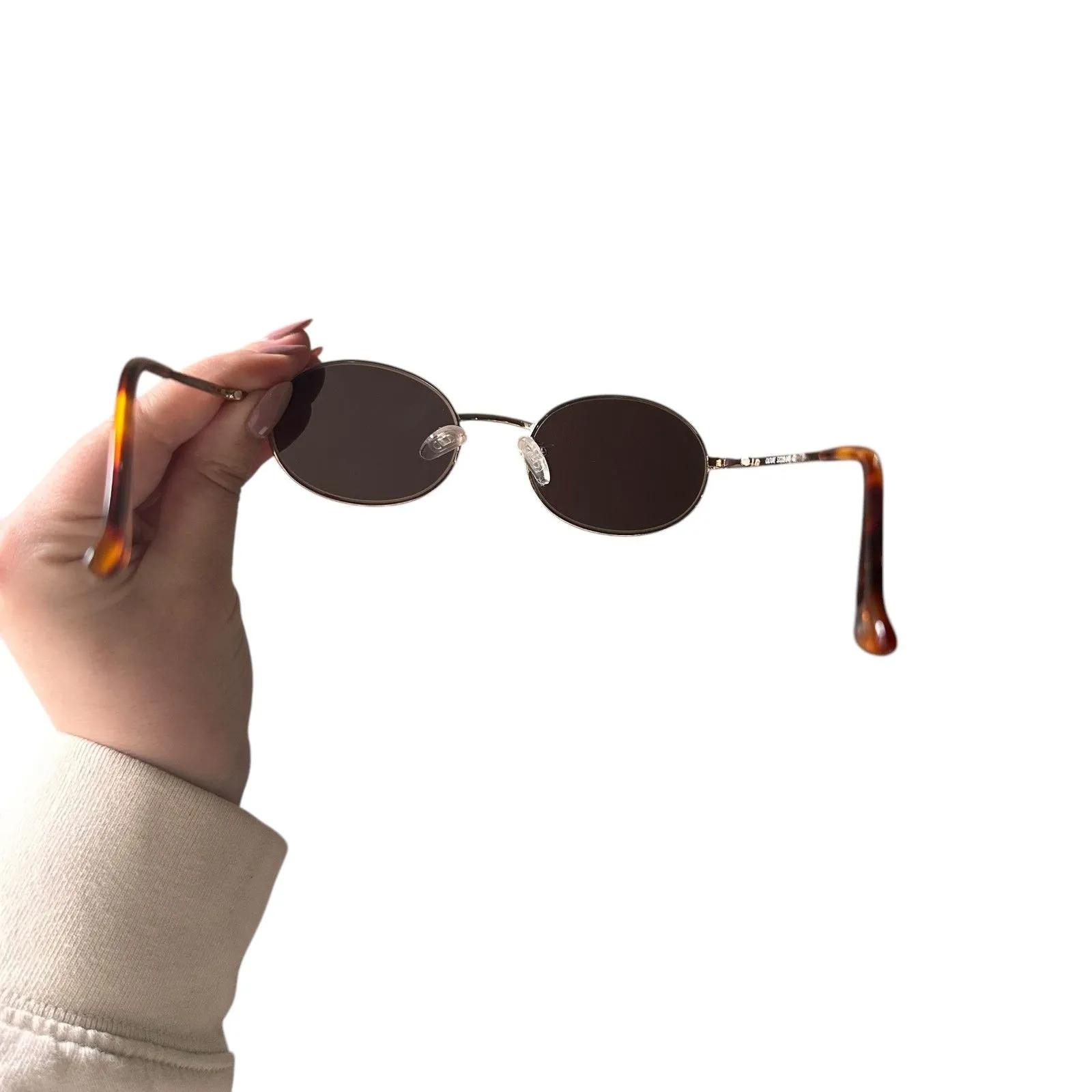 CULTURE Oval Gold‎ Frame Sunglasses Gold - Image 3