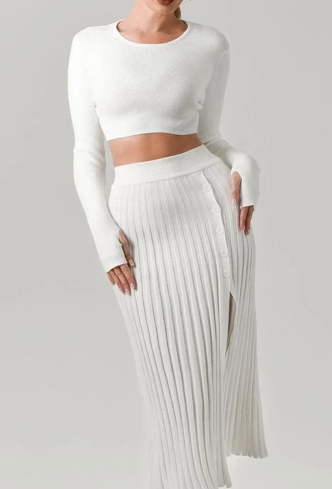 HIGH SLIT LONG SLEEVE PLEATED KNIT SWEATER AND SKIRT MATCHING SET - Image 13