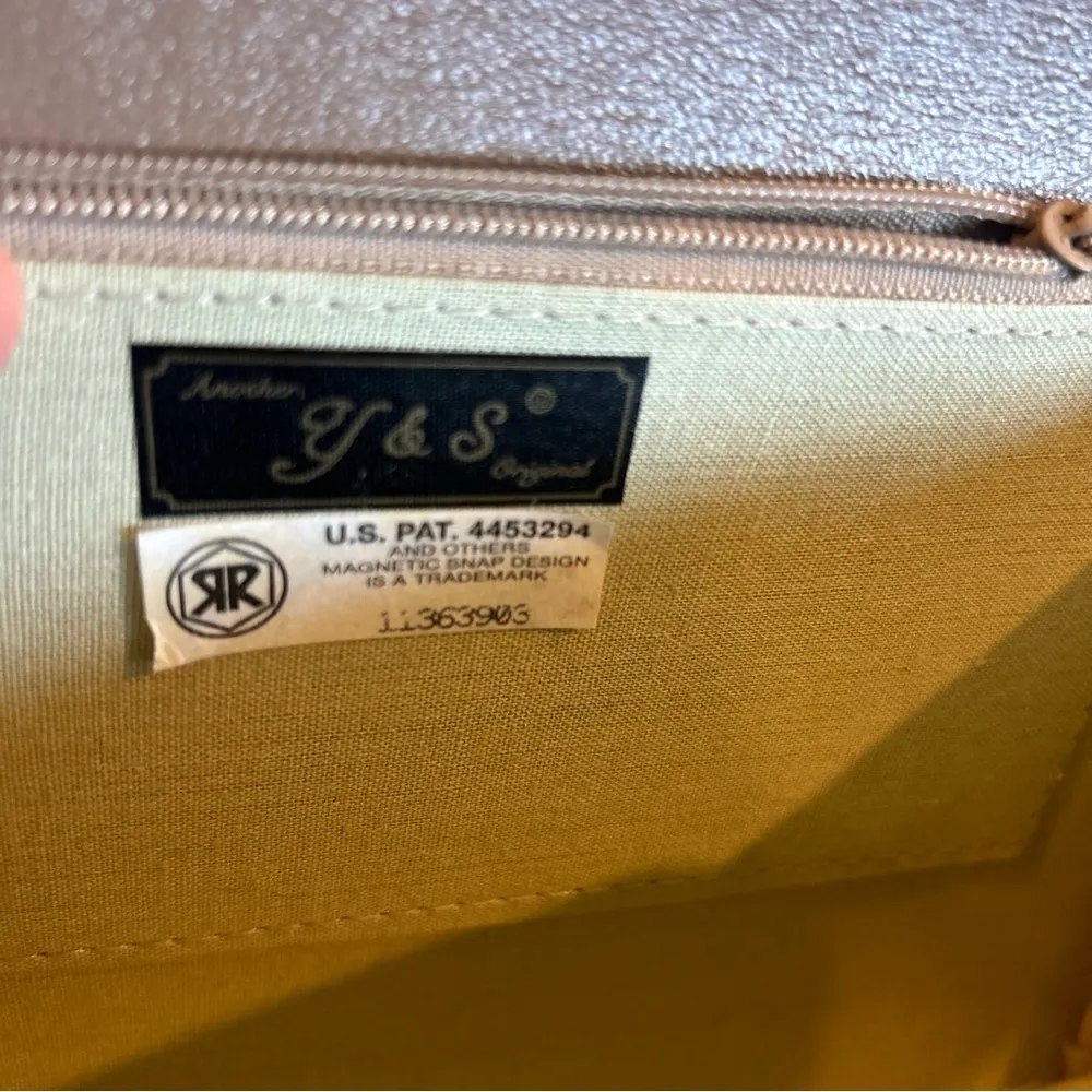 Vintage Y&S women’s Handbag Purse with Shoulder Chain - Image 7