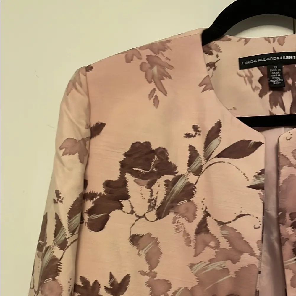 Ellen Tracy Pink and Brown Blazer with Floral Pattern - Image 6