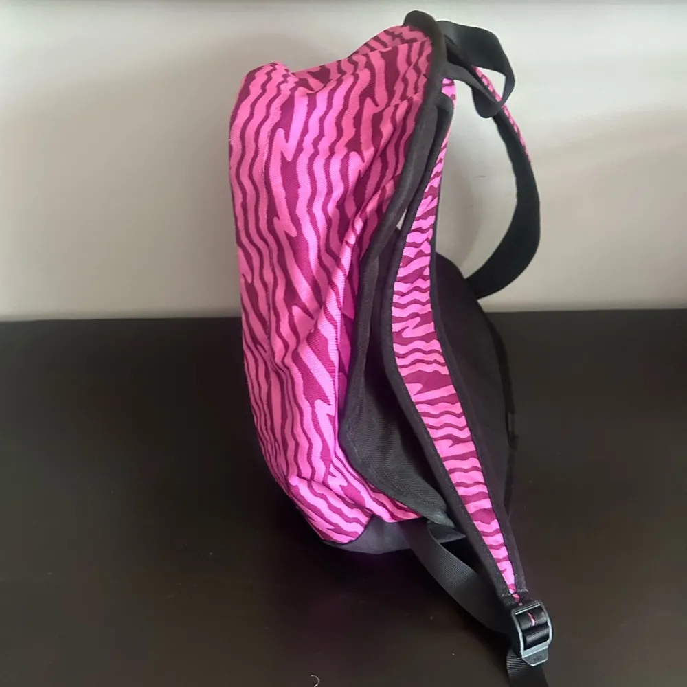 Nike Cheyenne Backpack - Image 2